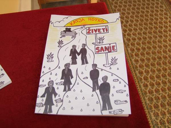 Viktoriji in Katji zaploskali stoje